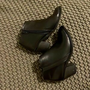 SODA girls high heel boots